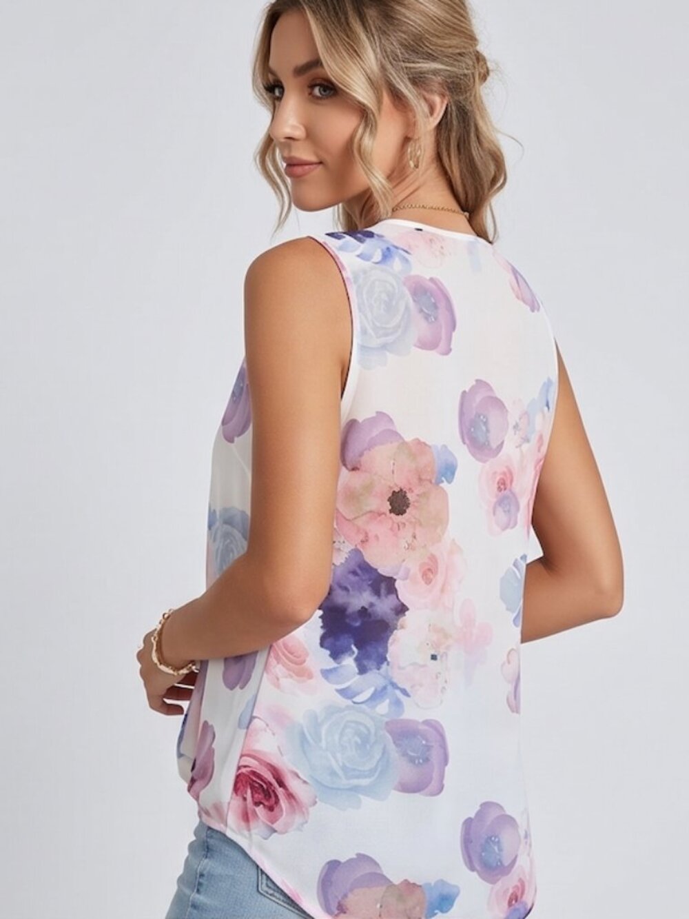 Floral Print V Neck Chiffon Blouse - Picture 4 of 11